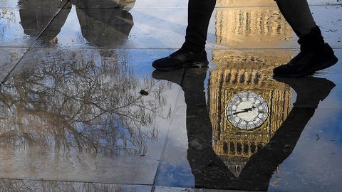 Britaniya politsiyasi terrorchilar mamlakat parlamenti binosini besh daqiqada egallashi mumkinligi aniqlandi