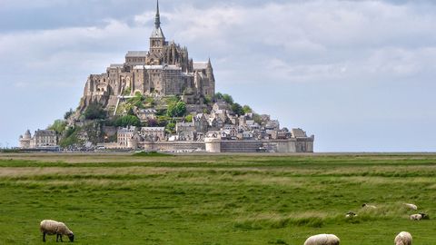 Fransiya 2016-yilda sayyohlar orasida eng ommabop mamlakat bo‘ldi