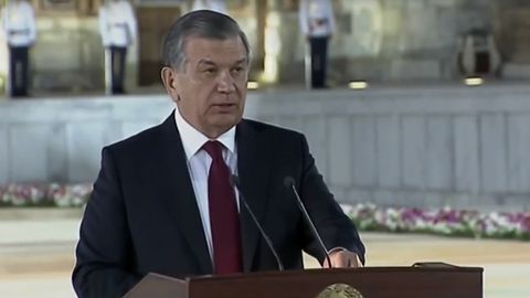 Shavkat Mirziyoyev: Islom Karimov Registon maydonini qanchalik sevsa, “Sharq taronalari”ni ham shunchalik sevardi