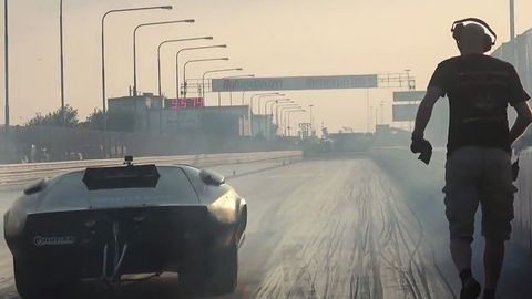 Elektrokar 4,9 soniyada 233 km/soat tezlikka erishdi (video)
