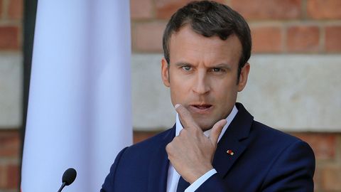 Makron ma’muriyati prezidentga arzonroq vizajist topishga va’da berdi