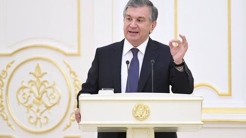 Shavkat Mirziyoyev: Xonandalarimizning ba’zi kliplarini oila davrasida tomosha qilib bo‘lmay qoldi