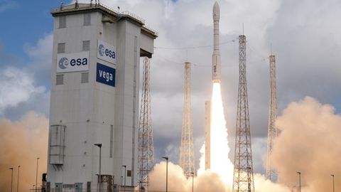 Vega raketasi Italiya harbiy sun’iy yo‘ldoshini muvaffaqiyatli orbitaga olib chiqdi