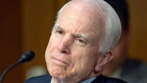 Jon Makkeyn: Putin bizning demokratiyamizga qilingan hujumning badalini to‘laydi