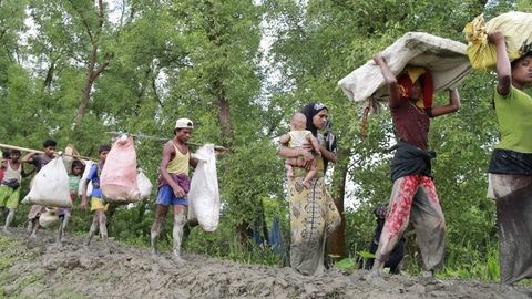 Ракхайндаги зўравонликлар туфайли қочган 4,2 мингдан ортиқ киши уйига қайтгани билдирилди