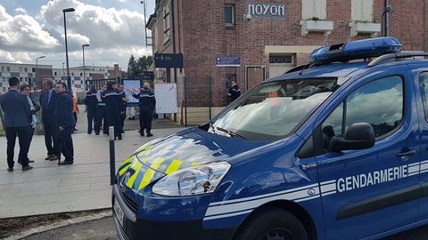 Fransiyada politsiya mansabdori xotini va ikki bolasini otib tashladi