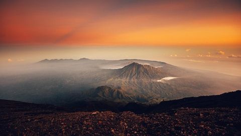 Bali orolidagi vulqonning faolligi sabab 96 ming kishi evakuatsiya qilindi