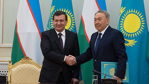 O‘zbekiston va Qozog‘iston o‘rtasida 10 dan ortiq hujjat imzolandi