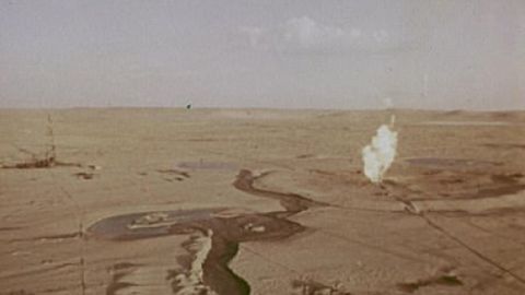 Video: Sobiq ittifoq O‘zbekistondagi kondan chiqayotgan alangani o‘chirish uchun portlatgan yadro bombasi