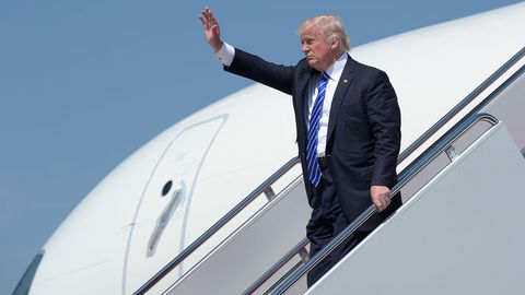 Дональд Трампнинг Индианаполис аэропортига кетаётган кортежи ЙТҲга учради