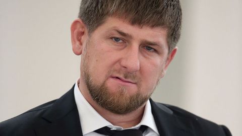 Ramzan Qodirov musulmon roxinjalar masalasida Kreml yondashuviga qarshi ekanligini bildirdi