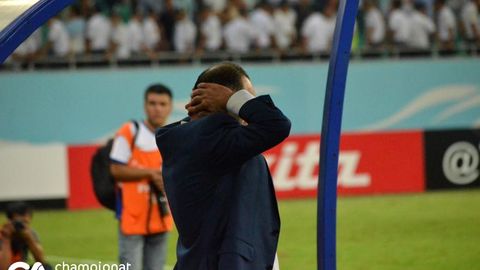 “Babayan — ***, Babayan — ***”. Muxlislar O‘zbekiston milliy termasi bosh murabbiyidan norozi