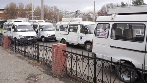 Toshkentda ayrim yo‘nalishli taksilar harakatiga o‘zgartirishlar kiritildi (ro‘yxat)