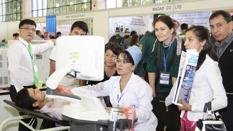 “O‘zekspomarkaz”da xalqaro UzMedExpo – 2017 tibbiyot ko‘rgazmasi ish boshladi