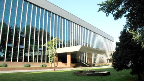 Ташқи ишлар вазири Абдулазиз Комилов Бангладеш элчисини қабул қилди