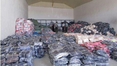 Farg‘onaga Xitoydan kafel o‘rniga qiymati 3,7 mlrd so‘mdan ortiq kiyim-kechak keltirilganligi aniqlandi