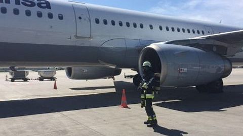 Lufthansa samolyoti dvigateldagi portlash sababli Isroilda shoshilinch qo‘ndi