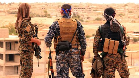 Rossiya Dayr az-Zavrda AQShga xayrixoh isyonchilarni o‘qqa tutganini inkor etdi