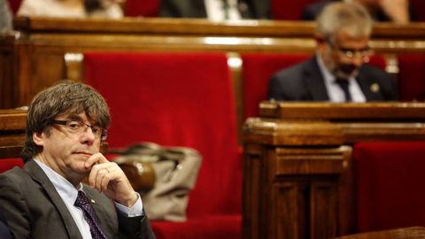 Каталония раҳбари Испания расмийларига мулоқотни бошлашни таклиф қилди