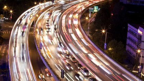 Хитой қиймати 13 млрд доллардан ошиқ бўлган автотрасса қурилишига киришди