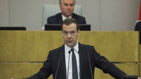 ОАВ Медведевнинг ўрнига бош вазир лавозимига асосий даъвогарларни айтди