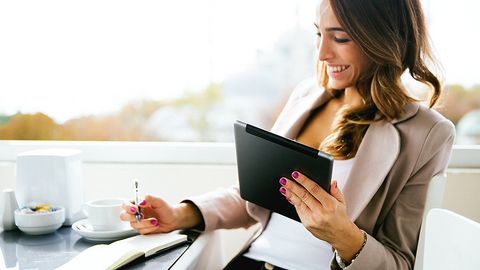 Ishda qattiq charchaganingizda, qanday qilib bir lahzada quvvat olish mumkin?