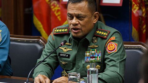 Indoneziya TIV AQShdan qurolli kuchlar bosh qo‘mondoniga mamlakatga kirish man etilganiga izoh berishni talab qildi