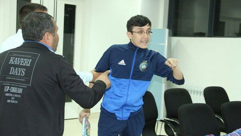 Шота Арвеладзенинг Ўзбекистондаги илк мағлубиятидан кейинги матбуот анжуманида жанжал келиб чиқди