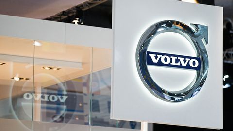 ОАВ: Швеция КХДРдан 40 йил олдин етказиб берилган Volvo автомобиллари учун қарзларидан қутулишни талаб қилмоқда