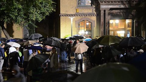 Politsiya Kataloniyadagi saylov uchastkalarini yopib qo‘yishga kirishdi