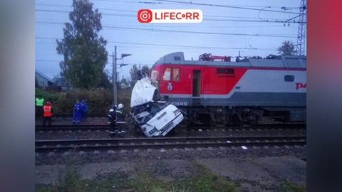 Rossiyadagi avtobus va poyezd to‘qnashuvi oqibatida kamida 15 o‘zbekistonlik halok bo‘ldi