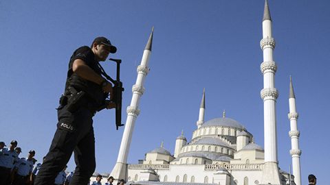 Turkiyada Tashqi ishlar vazirligining sobiq xodimlari ommaviy ravishda hibsga olinmoqda