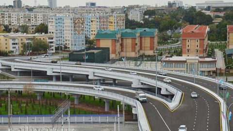 Шавкат Мирзиёев Тошкентда Шимолий вокзал яқинидаги каби кўприкларни кўпайтириш зарурлигини таъкидлади