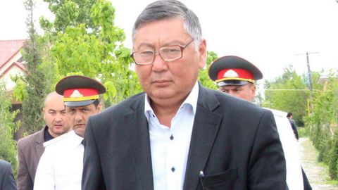 Андижонда Улуғнор тумани ҳокими вафот этди. У мияга қон қуйилиши ташхиси билан касалхонага ётқизилган эди