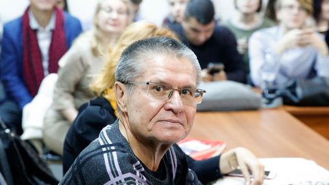 Kreml Putinning Ulyukayev ustidan sud ishiga aloqadorligini rad etdi