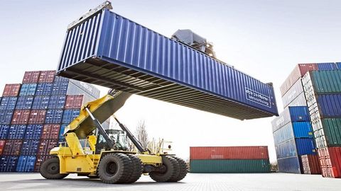 Хитой 1 декабрдан бошлаб 187 турдаги истеъмол товарлари учун импорт божларини пасайтиради