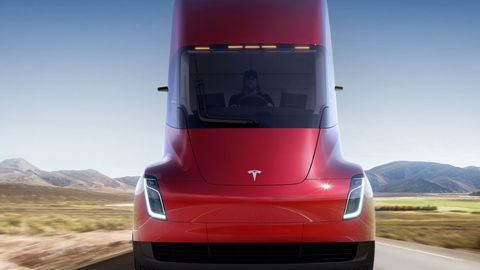 GM собиқ вице-президенти Tesla 2019 йилгача яшамаслигини айтди