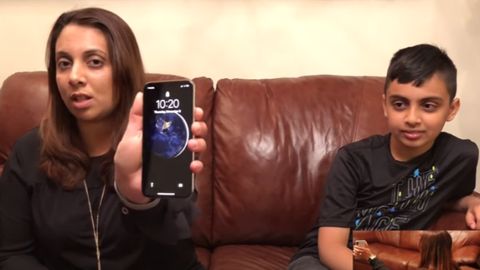 10 ёшли бола iPhone X ҳимоясини четлаб ўтди