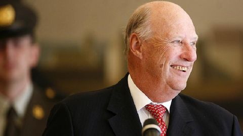 Norvegiya qiroli infeksiya tufayli shifoxonaga yotqizildi