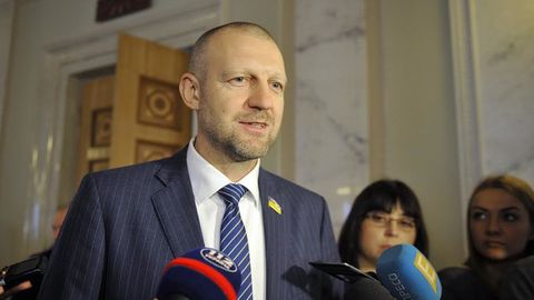 Украина Олий Радасига Россия билан дипломатик муносабатларни узишни кўзда тутувчи тузатиш киритилди