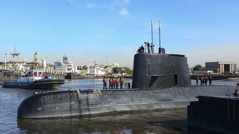 Argentina kemasi Atlantikada g‘oyib bo‘lishidan avval uni ikki dengizchi tark etgani ma’lum bo‘ldi