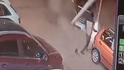 Xitoylik erkak 10 soniyada 2 marta o‘limdan qutulib qoldi (video)
