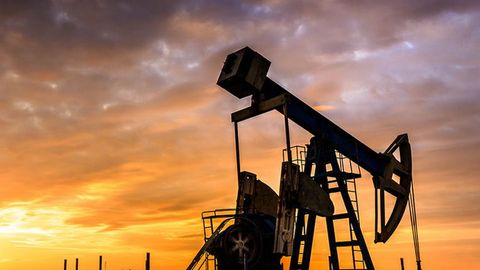 Мексикада 1,5 миллиард баррель нефть захирасига эга кон топилди