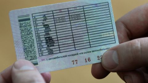 Россияда автомобиль ҳайдовчилари профессионаллар ва ҳаваскорларга бўлинади