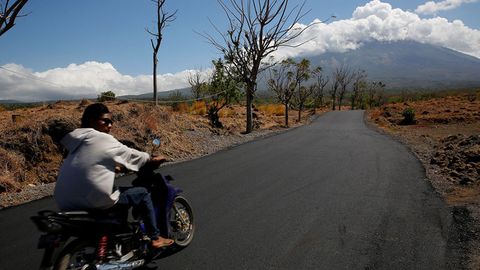 Бали оролидаги Агунг вулқонига энг юқори хавфлилик даражаси берилди