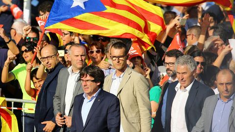 Puchdemonning advokati siyosatchi hibsga olish haqidagi orderdan yashirinmoqchi emasligini ma’lum qildi