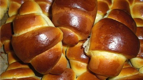 Oshirma xamirdan rogalik tayyorlaymiz