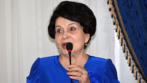 Putin Galina Melnikovani Do‘stlik ordeni bilan taqdirladi