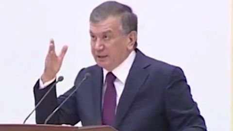 Shavkat Mirziyoyev: Go‘sht narxi aslida 250 ming so‘m. Amallab narxni ushlab turibmiz