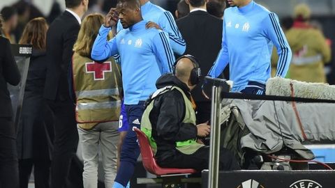 UEFA futbol fanatining boshiga butsasi bilan tepgan Patris Evraga qarshi ish ochdi